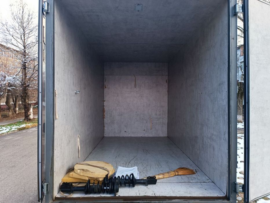 Грузоперевозки, вывоз мусора, перевоз строй материалов.