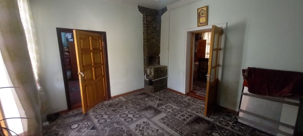 Uy sotiladi 7 sotik qoshimcha 2 sotik yeriyam bor