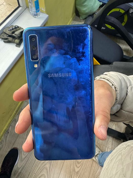 Samsung A7 hotirasi  4/64