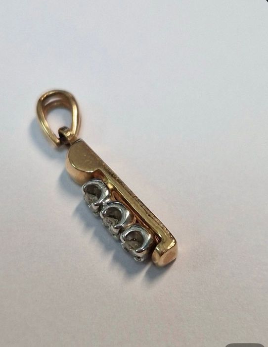 Medalion din aur 585 cu diamante