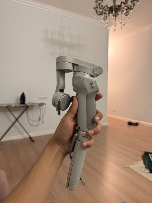 Продам Стабилизатор для телефона!! , dji osmo mobile 4