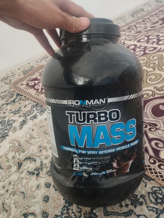 Продаю гейнер 5 кг