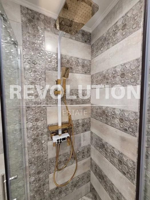 Дава се под наем Двустаен апартамент в Варна, м-т Траката - 66 кв.м за 600 € - Снимка #11