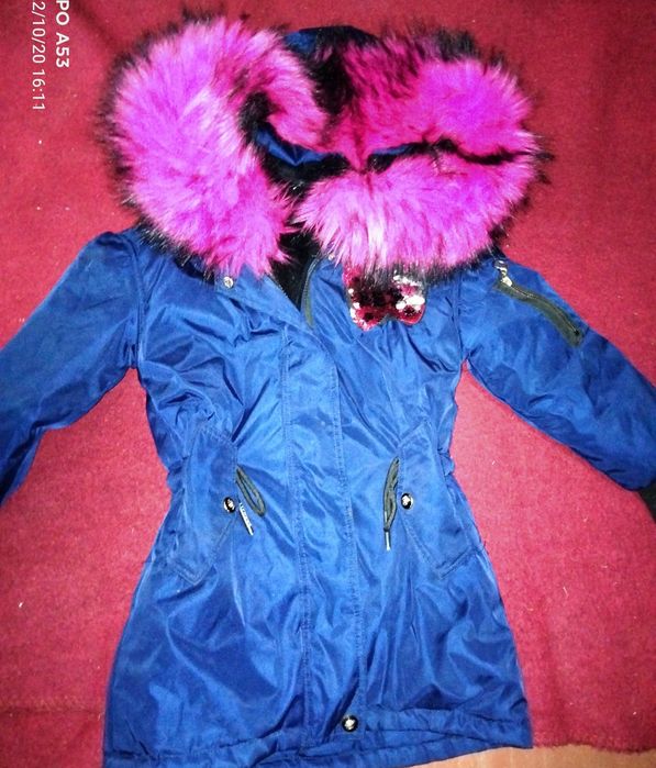 Продам детскую курточку