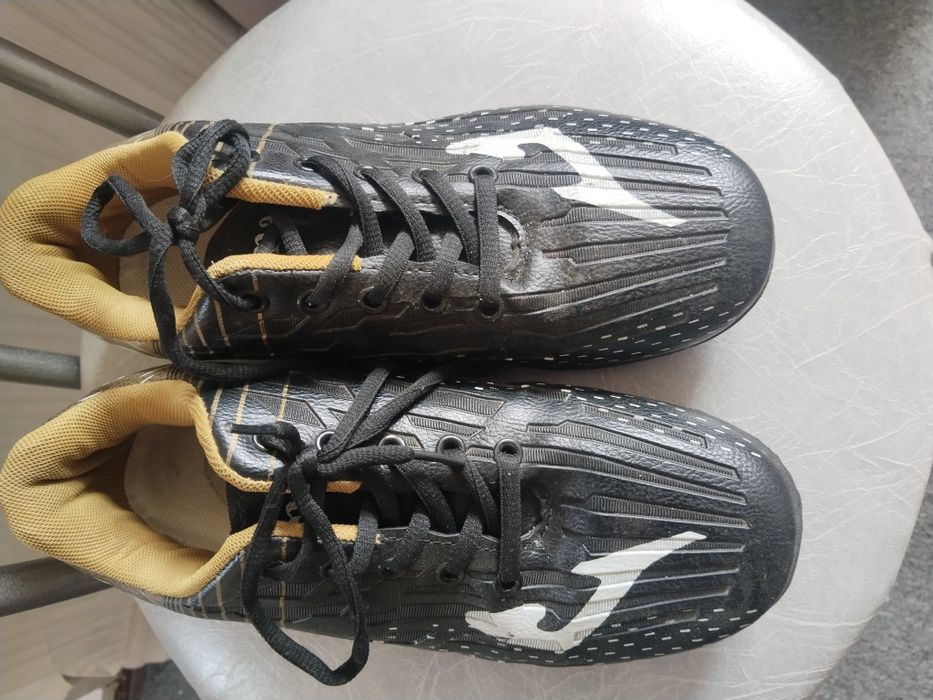 Бутсы спортивные 38размера