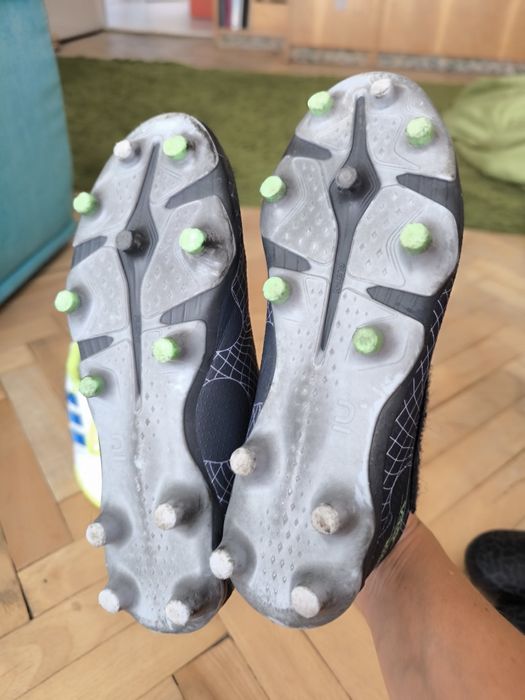 Детски Футболни обувки