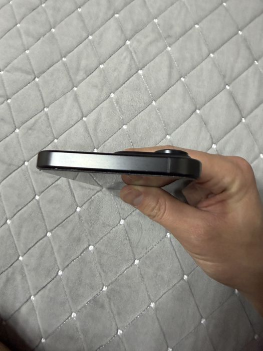 Продам iphone 16 pro max