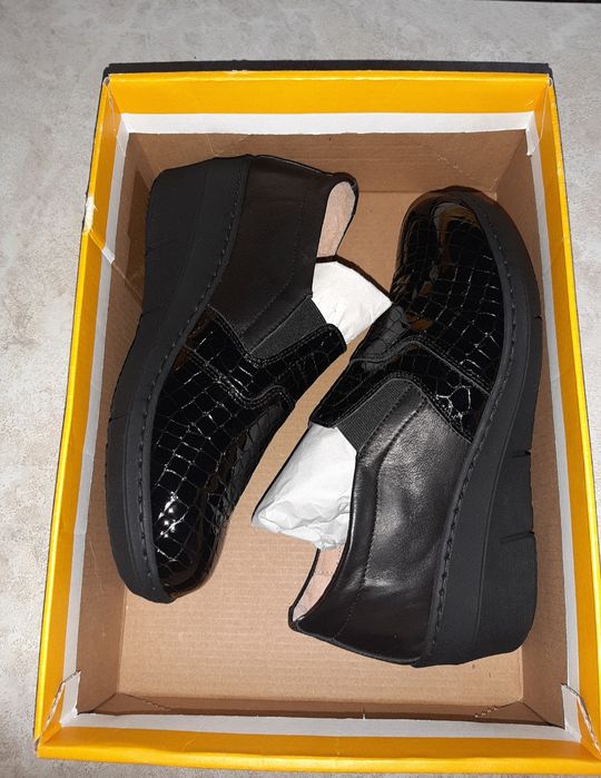 Новые туфли Италия 38 р