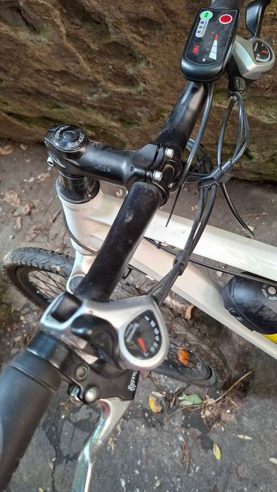 NOUĂ - Bicicletă Electrică MTB (26 inch) – Frâne pe disc, transmisie Shimano, 0 km