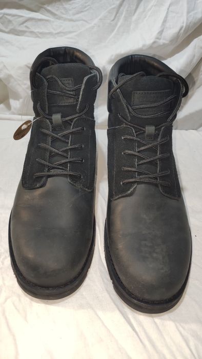 Леки и много удобни мъжки боти от естествена кожа LEVIS №44