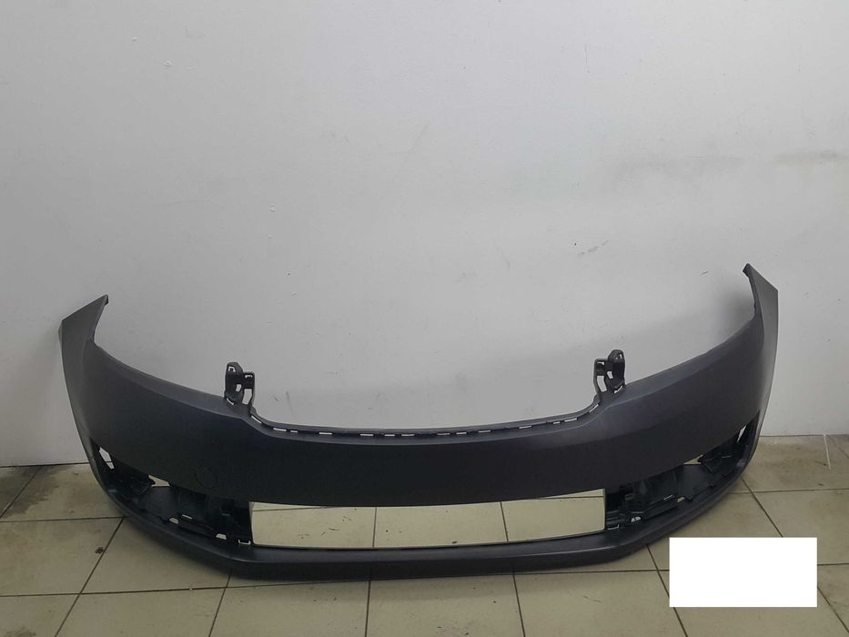 Бампер/Решетка/Оправа туманки на Рапид / Skoda Rapid