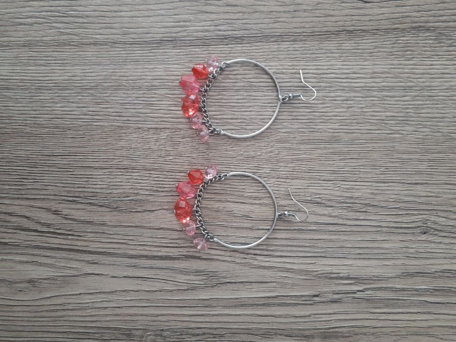 Елегантни обеци различни видове