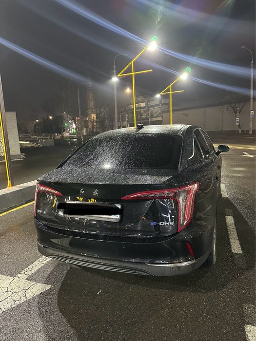 HONGQI EQM5 2024 yil 450 tali