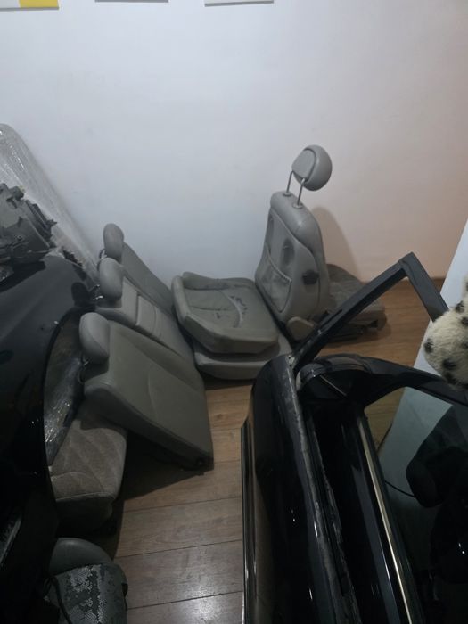 продается сиденье на мерс 211 w211 Mercedes