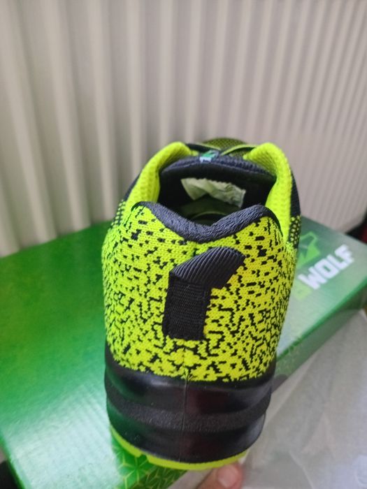 Работни обувки с бомбе 44 номер