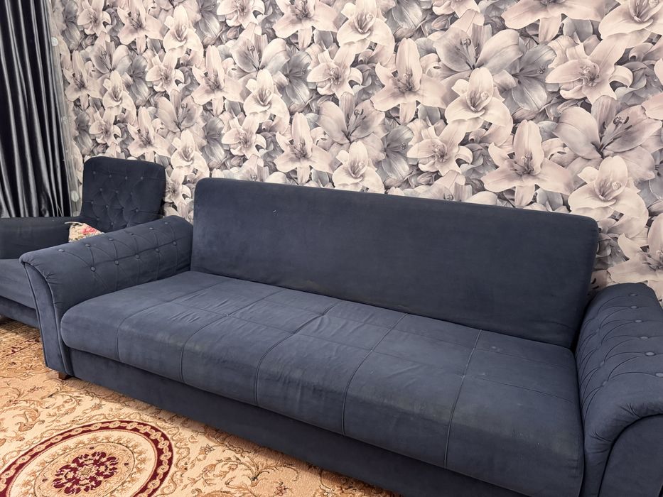 Продам диван с креслом