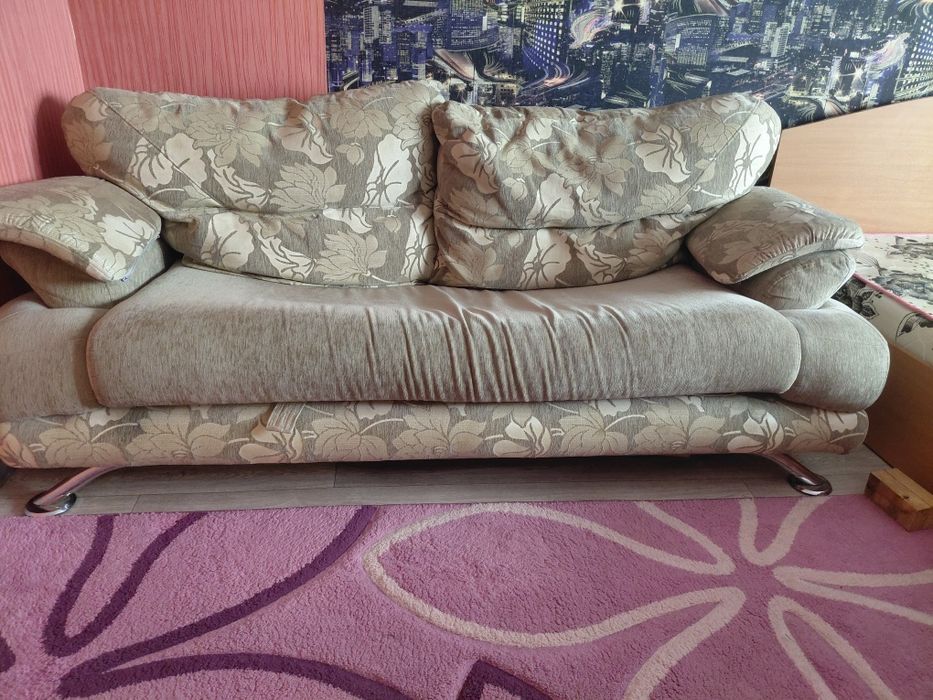 Продам диван раздвижной