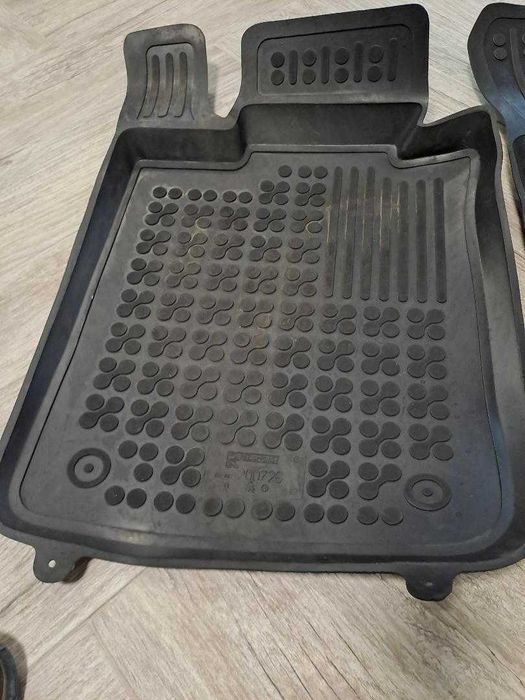 Гумени TPE стелки Rezaw-Plast BMW 5 VII (G30, G31) 2017 - 2024