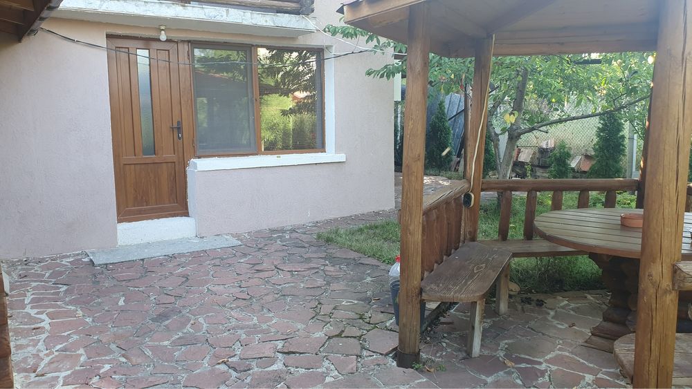 Къща на 30км.от София