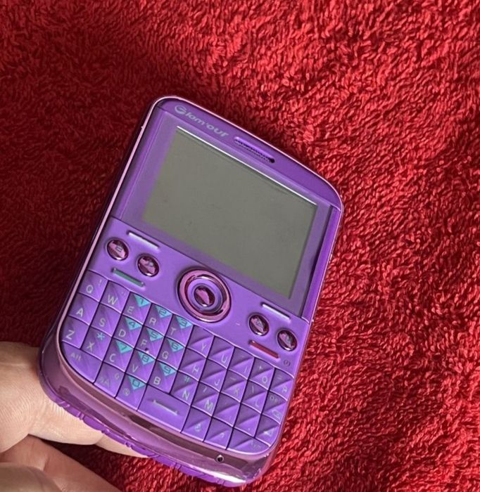 Telefon cu touchscreen