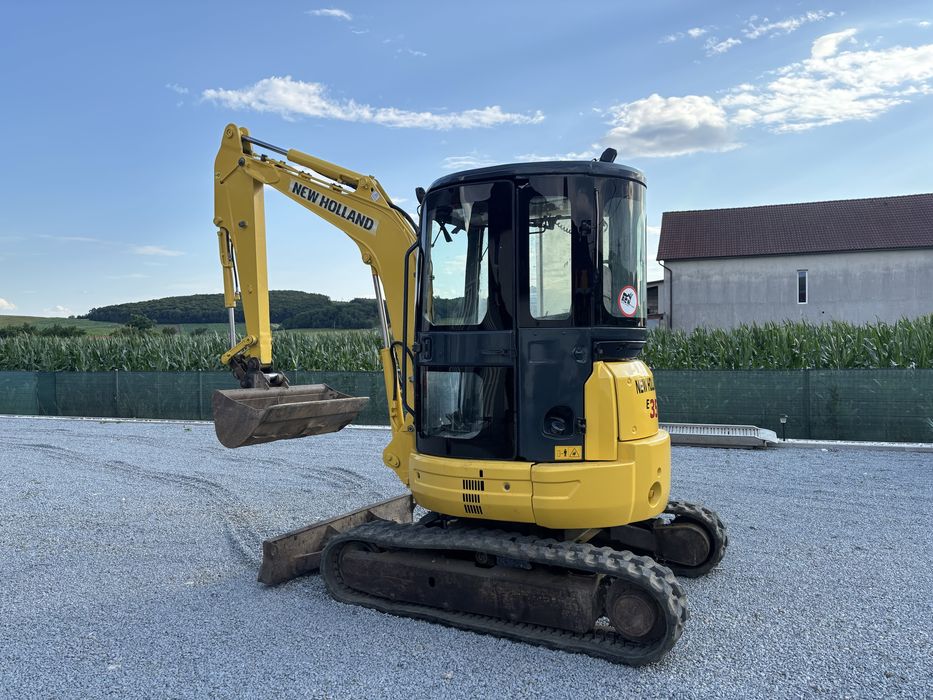 Miniexcavator New holland 3.5T