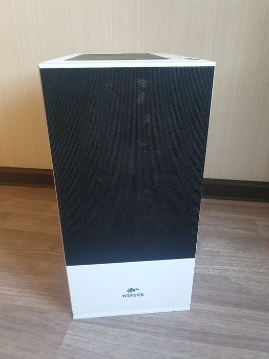 ППродам корпус в идеальном состоянии