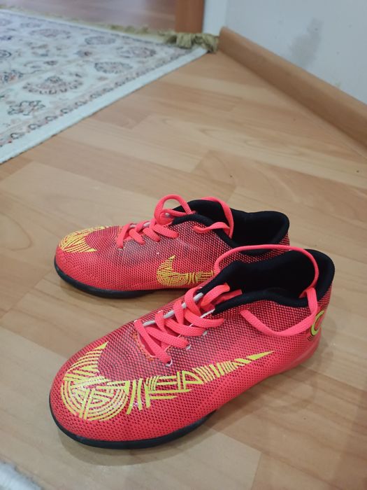 Обувь детская спортивная