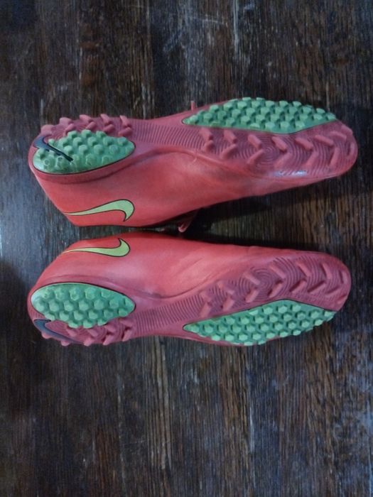 Футболни обувки Nike Mercurial Размер 42.5