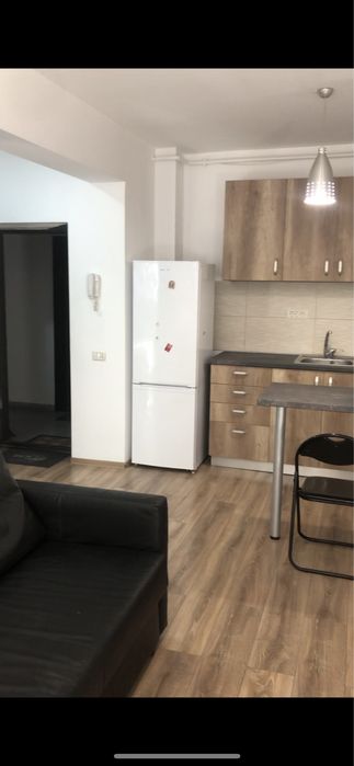 Inchiriez Apartament 2 camere