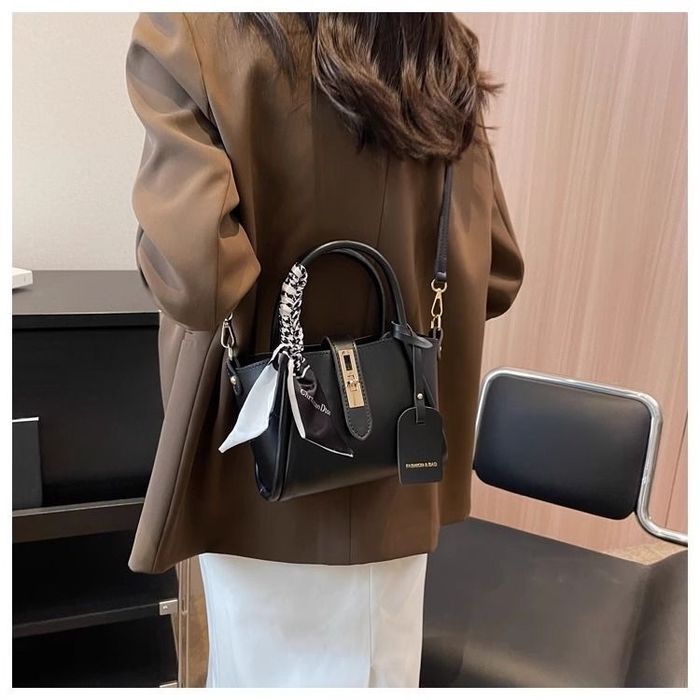 Сумка новый, качественный для девочек