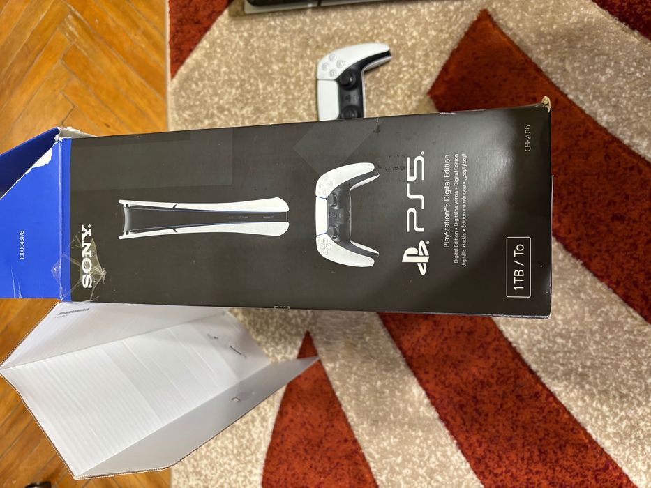 Se vinde consola ps5