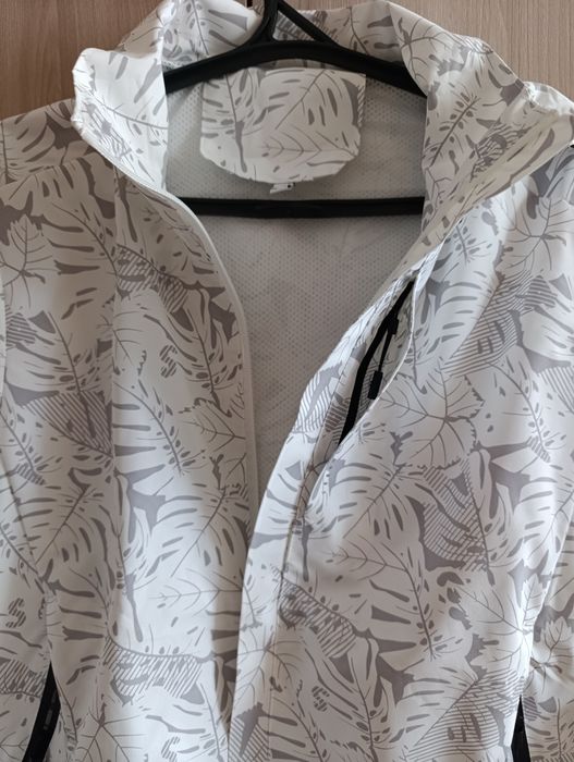 Куртка женская осень