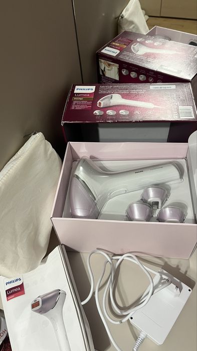 Фотоепилатор Philips Lumea Prestige