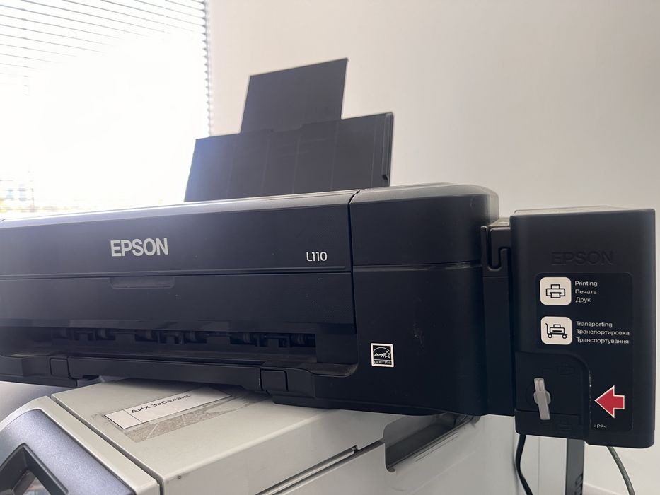 Продам цветной принтер epson l110