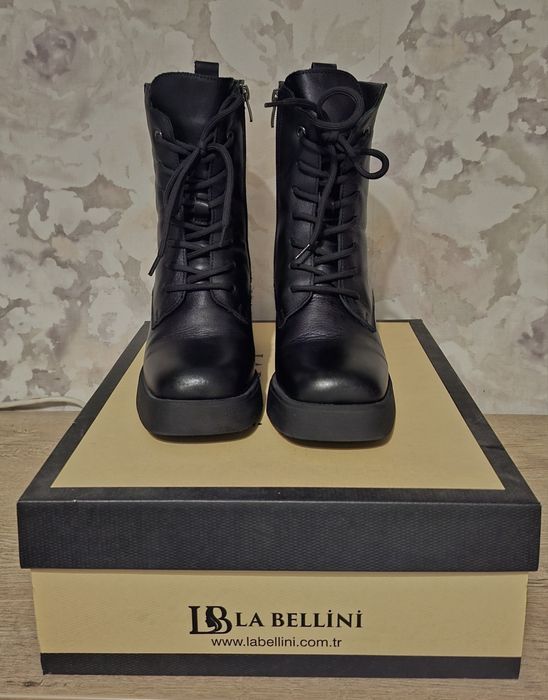 Боти от естествена кожа