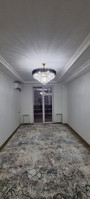 Xon saroy uylari Okean loyihasidan ijaraga beriladi, Bez makler