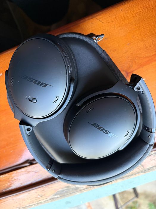 Bose QuietComfort (QC) - в отличном состоянии
