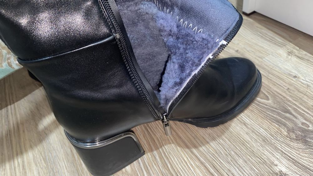 продам сапоги на каблуках