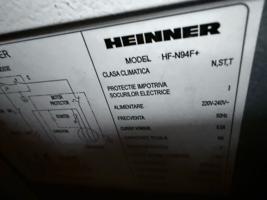 Frigider defect Heinner HF N94F+