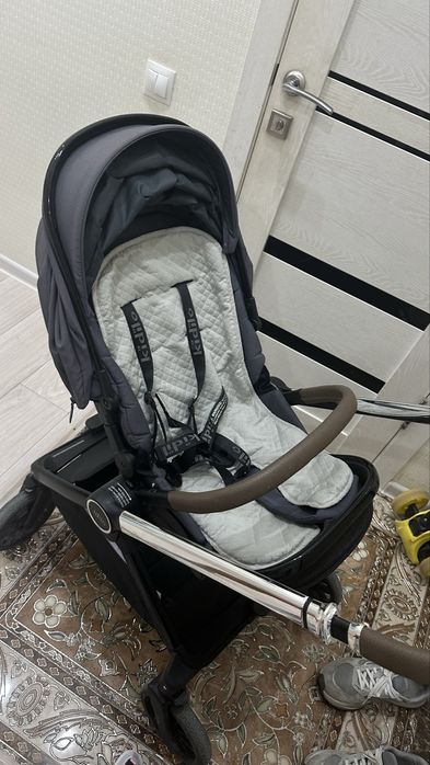 Продам коляску детскую