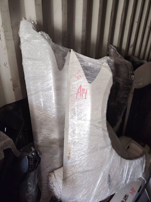 Крыло переднее заднее GS190 LS460