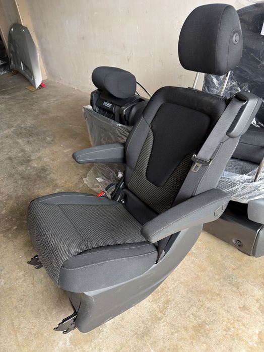 Седалки за Mercedes V clasa W447  Vito Viano