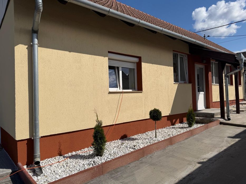 Casă Singur în curte in Paleu -zona Stadionului de fotbal