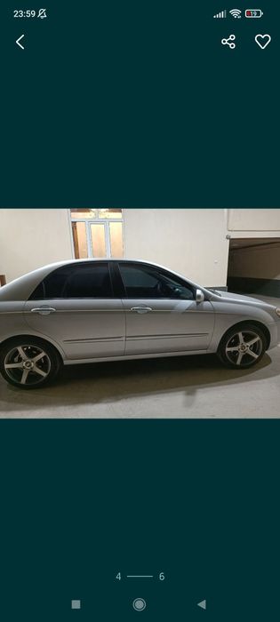 KIA Cerato moshina sotiladi