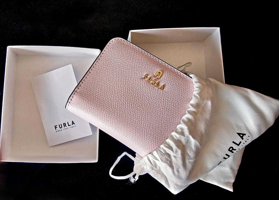 Оригинален дамски нов портфейл FURLA