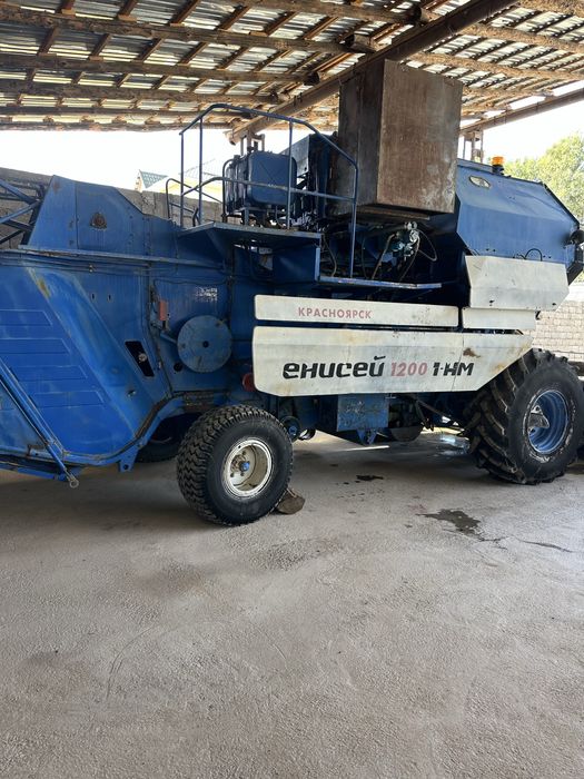 Енисеи комбайн 1200
