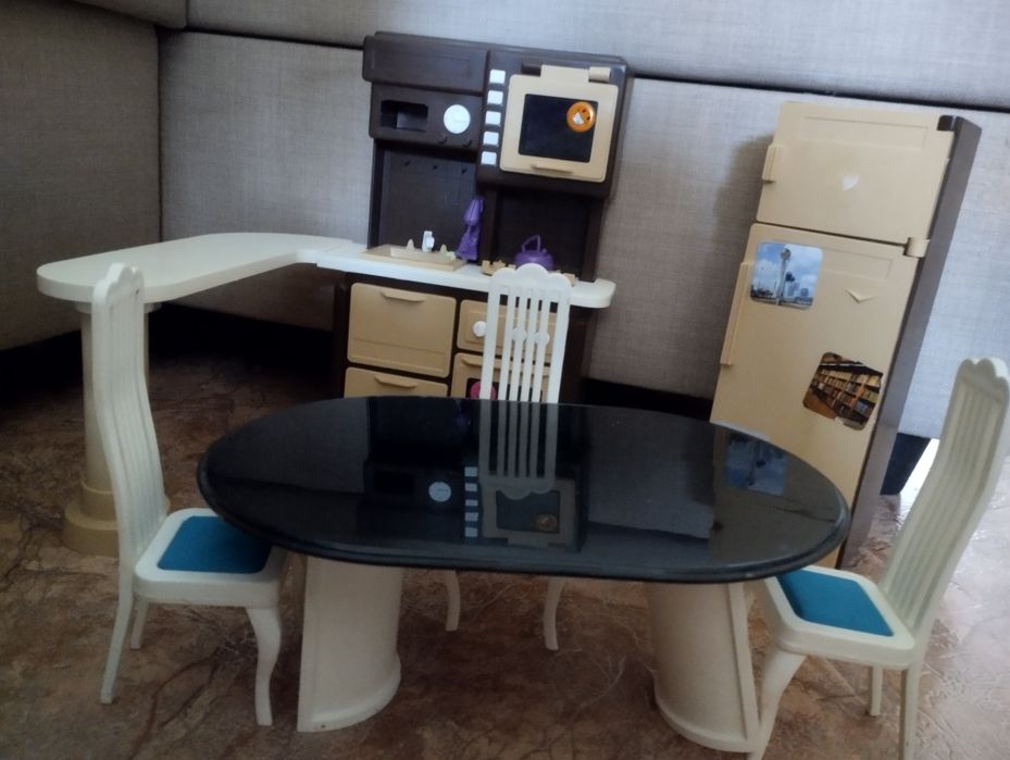 кукольный дом , мебель