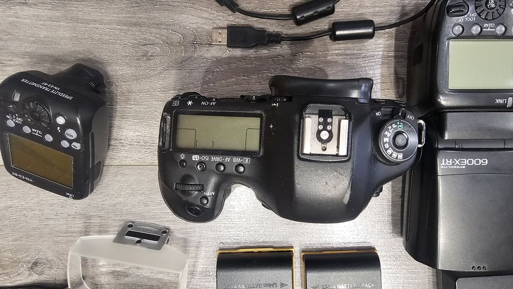 Продам Canon eos 5 mark III