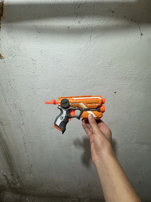 Pistoale de jucarie Nerf