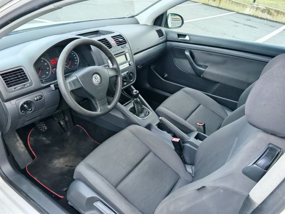 Vand Golf 5 1.4 benzină!